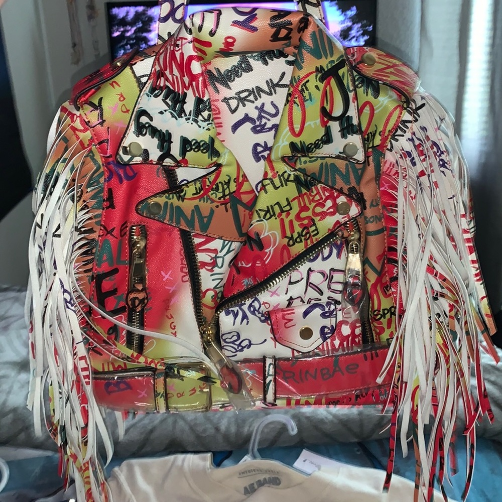 Le Miel 90’s Theme Crazy Purse
